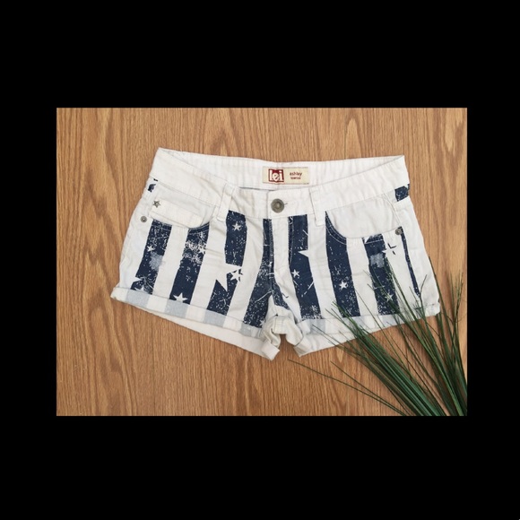 lei Pants - Lei Blue And White Striped Jean Shorts